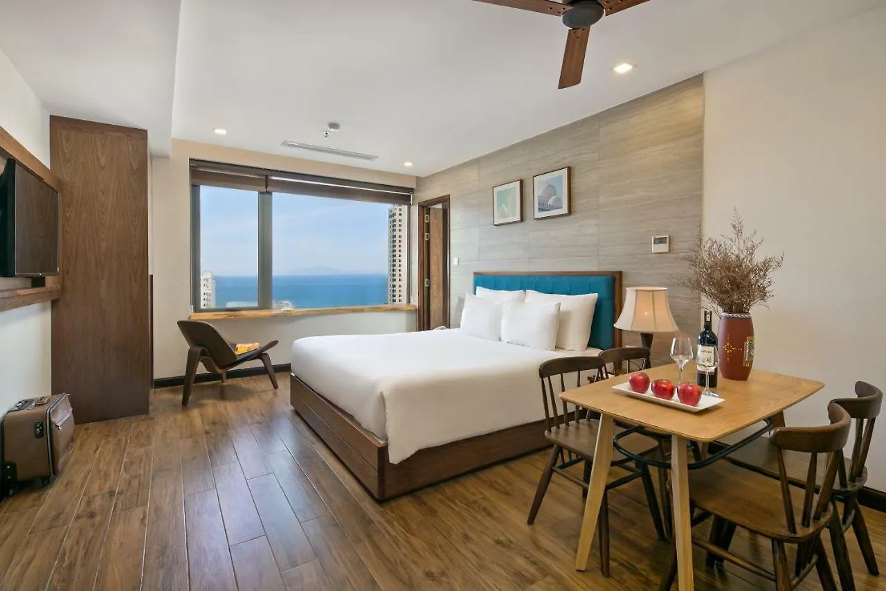 White Sand Boutique Hotel Da Nang 4*,