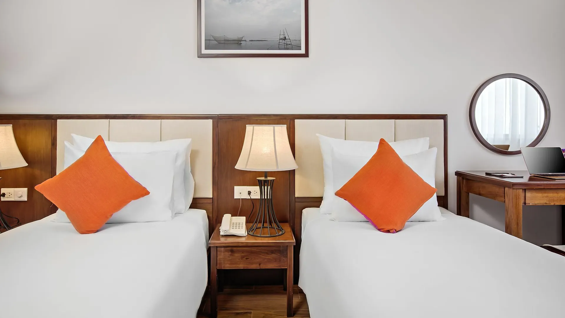 White Sand Boutique Hotel Da Nang 4*,
